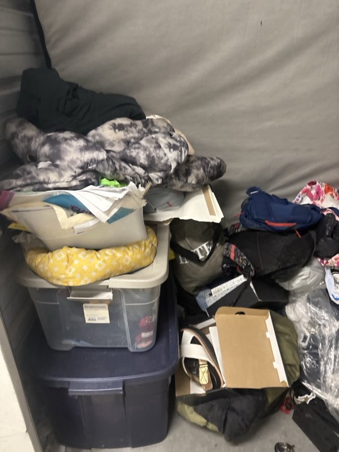 15 x 5 storage unit in Chicago Heights, IL