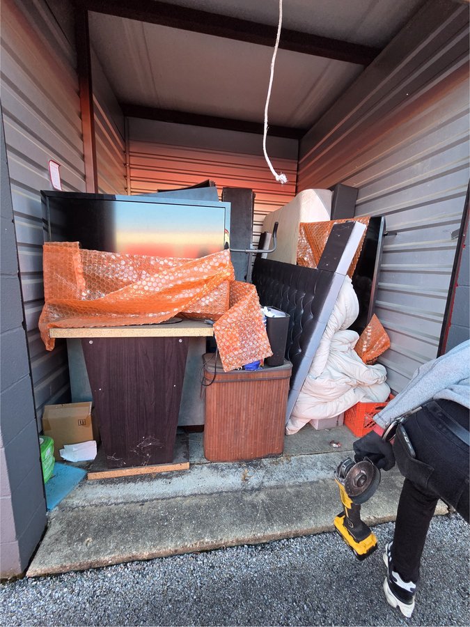 8 x 10 storage unit in Upper Marlboro, MD