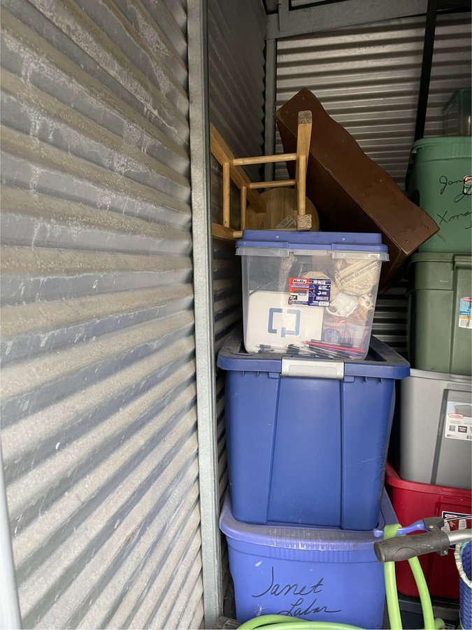 5 x 10 storage unit in Phillipsburg, NJ