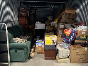 10 x 20 storage unit in Baltimore, MD