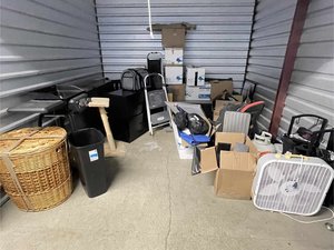 10 x 10 storage unit in Manassas, VA