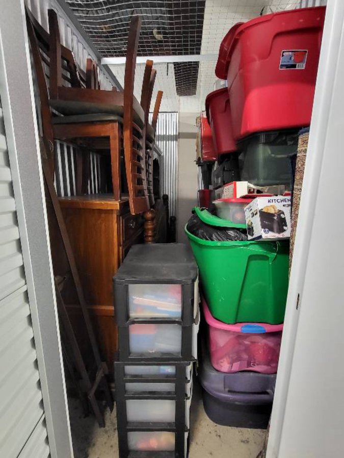 5 x 10 storage unit in Jackson, MS