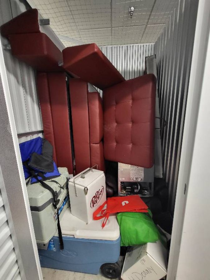 5 x 5 storage unit in Jackson, MS