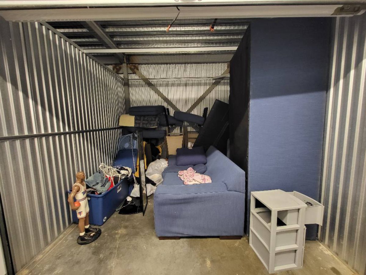 10 x 10 storage unit in Jackson, MS