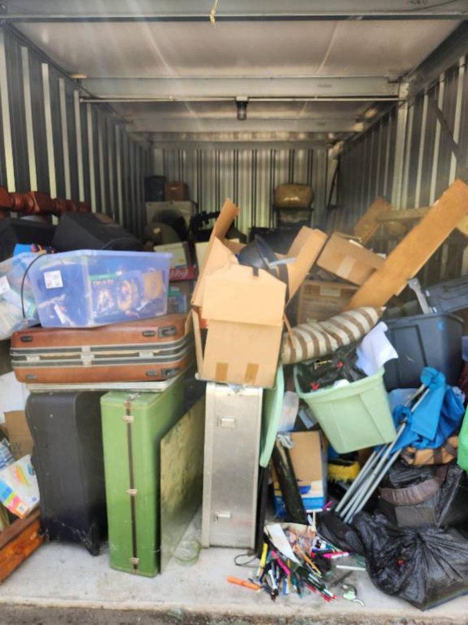 10 x 20 storage unit in Gulfport, MS