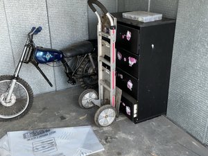 10 x 10 unit in Ventura