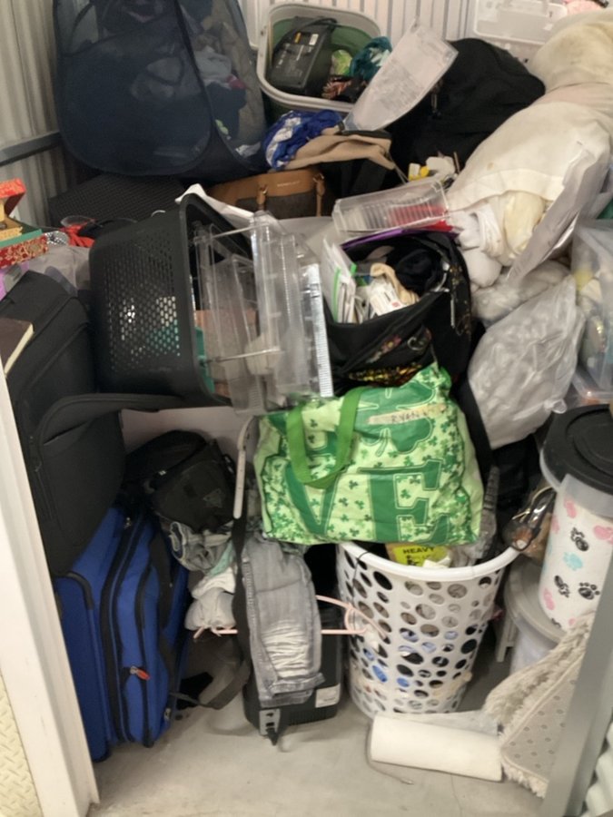 5 x 5 storage unit in Irvine, CA