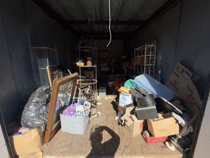 10 x 20 unit in Ventura