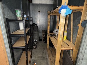 5 x 10 unit in Ventura