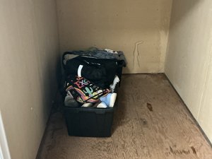 5 x 8 storage unit in San Diego, CA