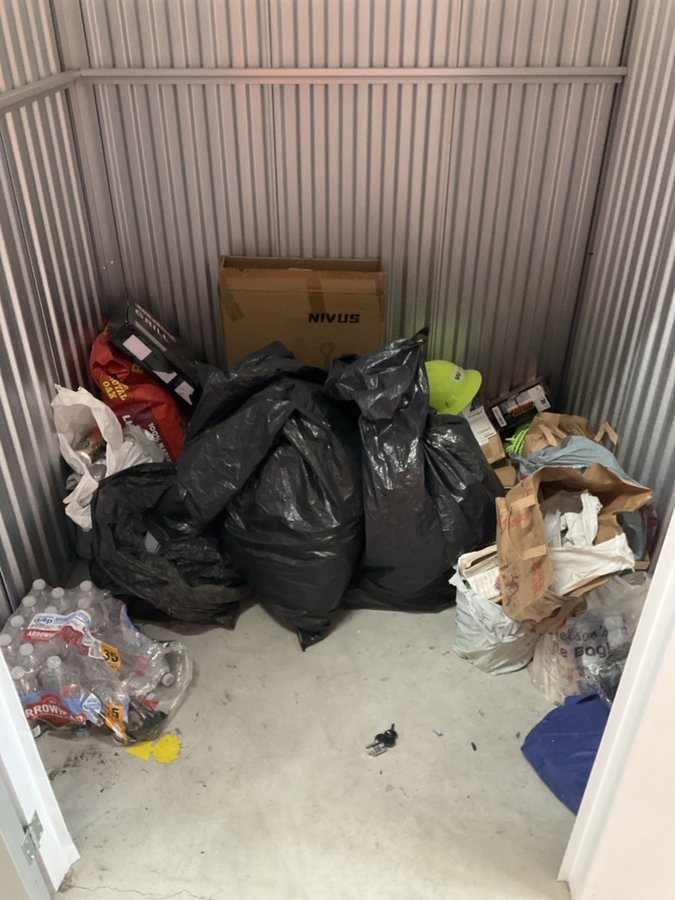 5 x 5 storage unit in Irvine, CA