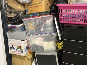 10 x 5 storage unit in Irvine, CA