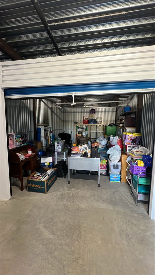 10 x 15 storage unit in Baltimore, MD