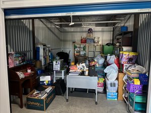 10 x 15 storage unit in Baltimore, MD