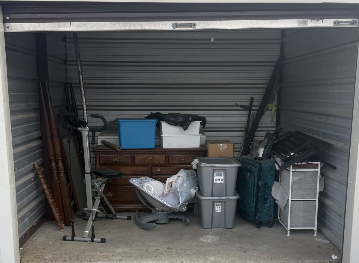 10 x 10 storage unit in Fulton, KY