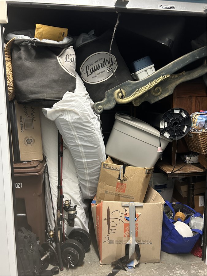7 x 10 storage unit in Camarillo, CA