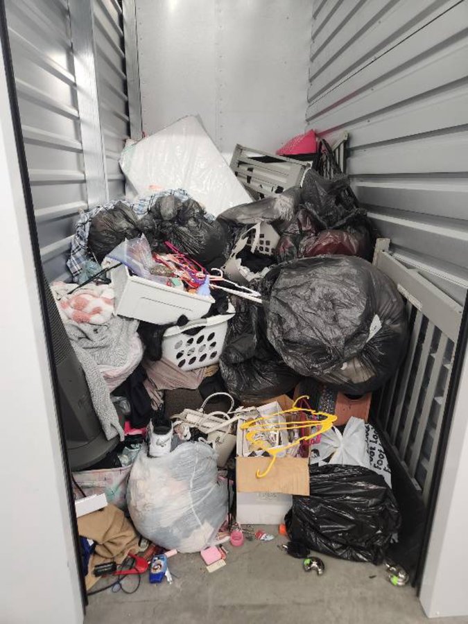 5 x 10 storage unit in Lompoc, CA