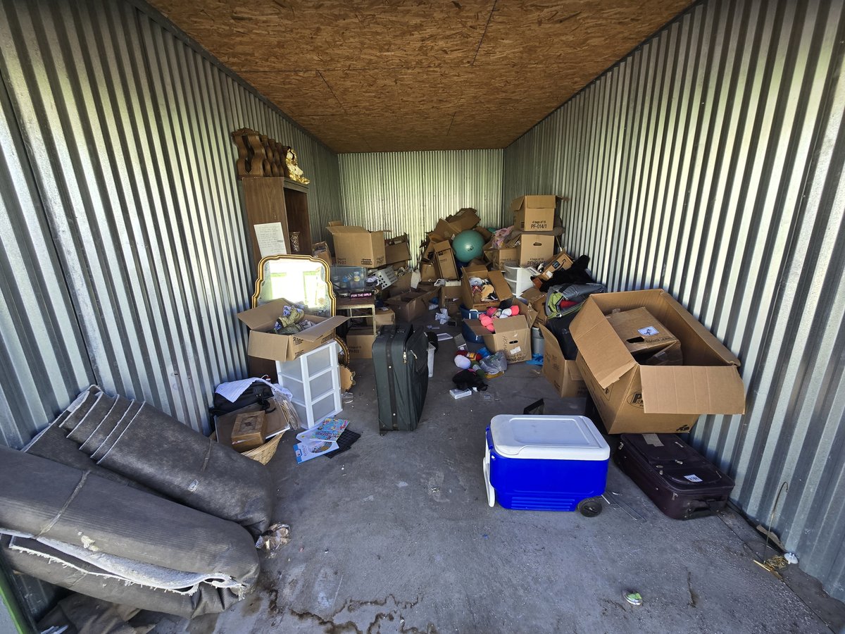 10 x 20 storage unit in Mentor, OH