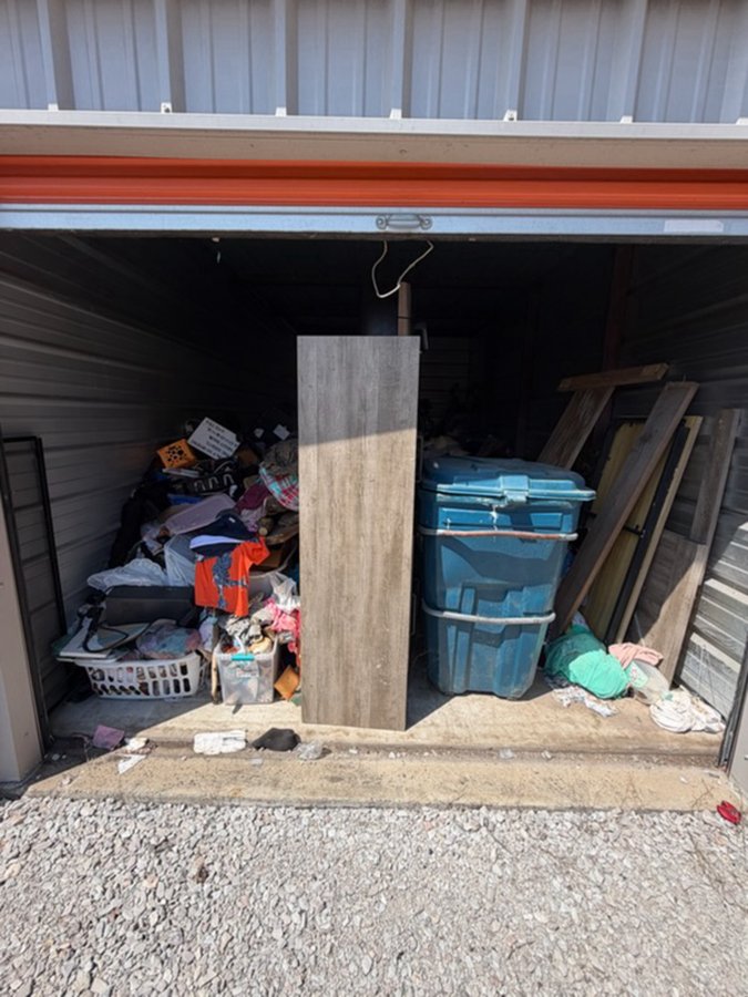 10 x 20 storage unit in Southpoint, OH