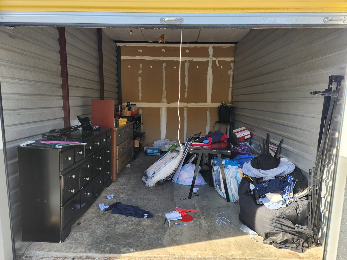 10 x 15 storage unit in Marietta, GA