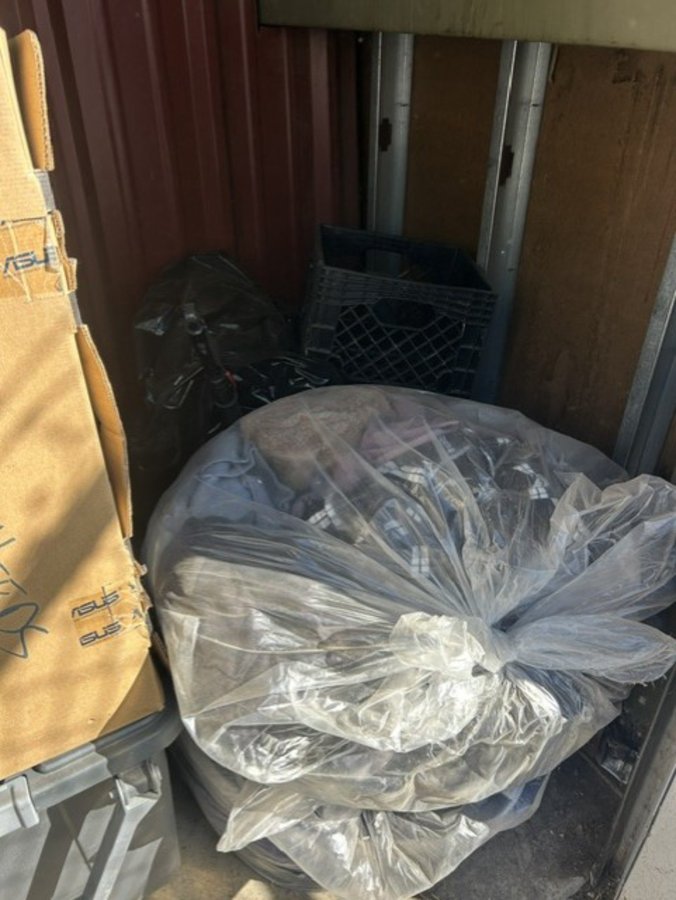 5 x 5 storage unit in Aurora, CO