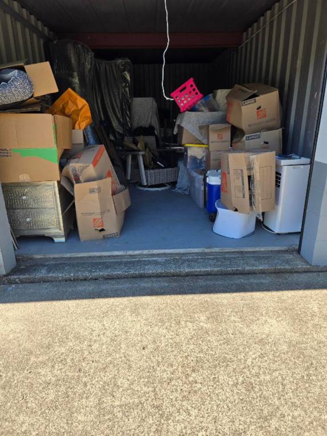 10 x 20 storage unit in Stone Mountain, GA