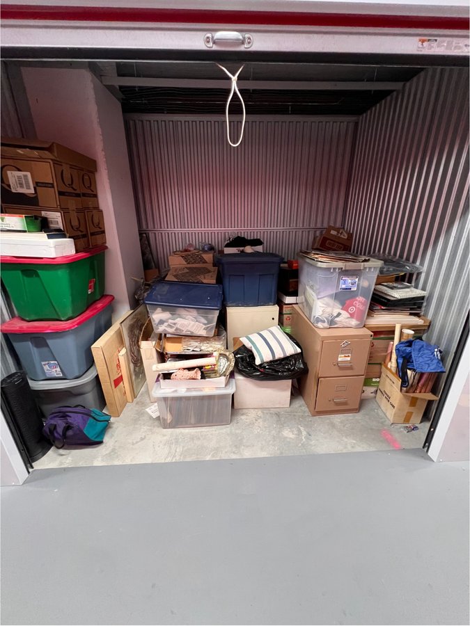 10 x 7 storage unit in Bound Brook, NJ