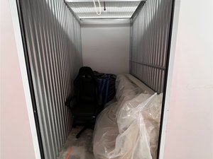 5 x 10 storage unit in Bound Brook, NJ