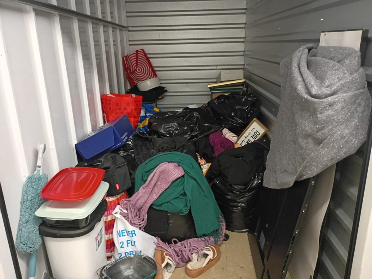 5 x 10 storage unit in Arlington, VA