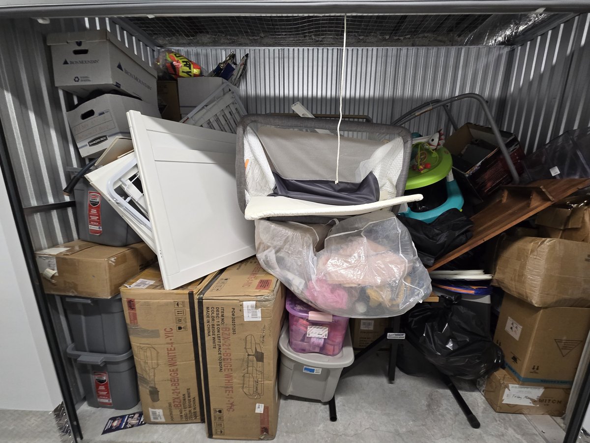 10 x 5 storage unit in Palmetto Bay, FL