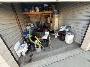 10 x 20 storage unit in Upland, CA
