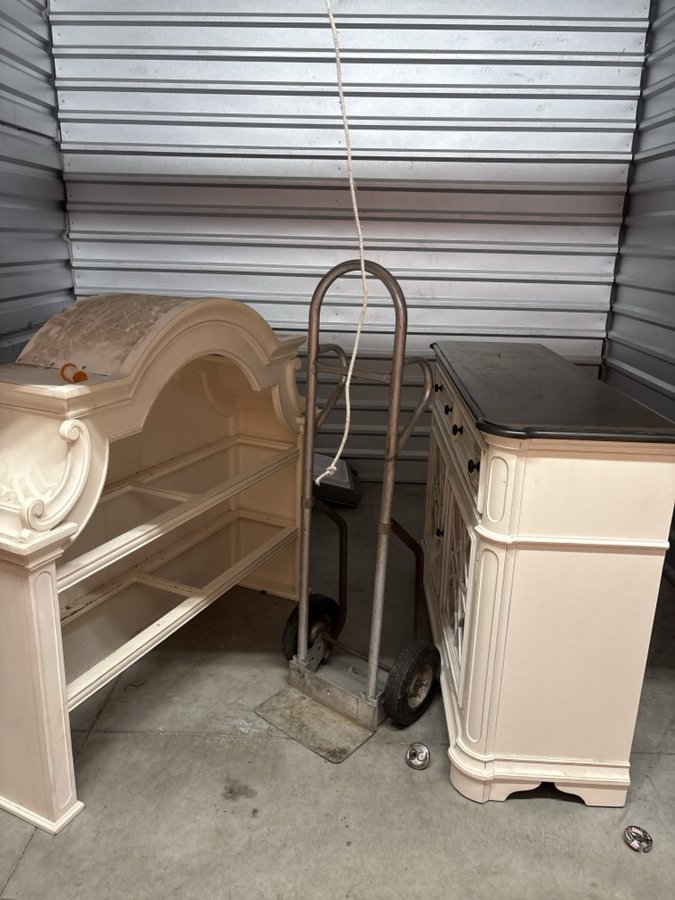 10 x 10 storage unit in Merrillville, IN