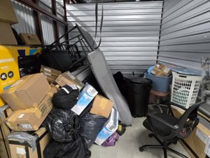 10 x 10 storage unit in Stockbridge, GA