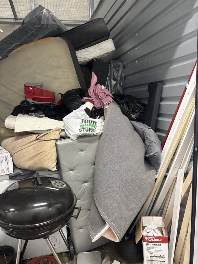 10 x 12 storage unit in Merrillville, IN
