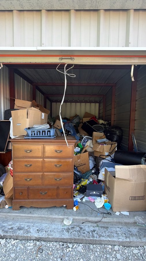 10 x 20 storage unit in Southpoint, OH