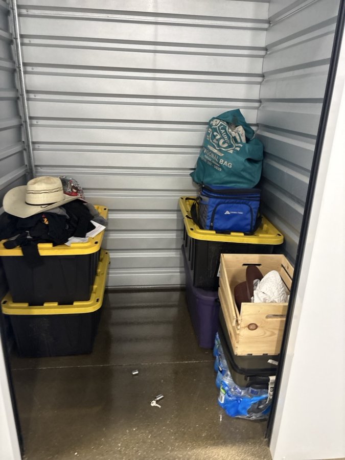5 x 5 storage unit in Merrillville, IN