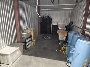 10 x 19 unit in Pittsburgh