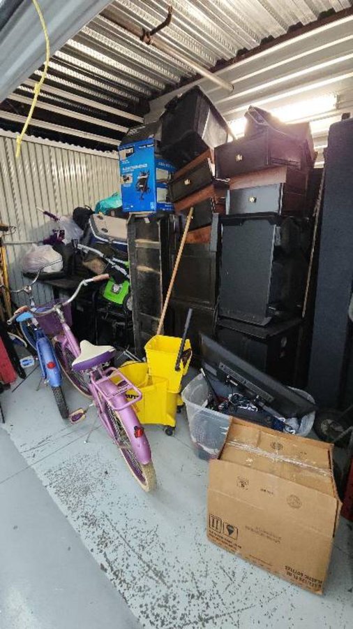 15 x 10 storage unit in Houston, TX