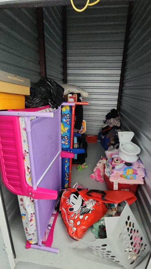 5 x 10 storage unit in Houston, TX