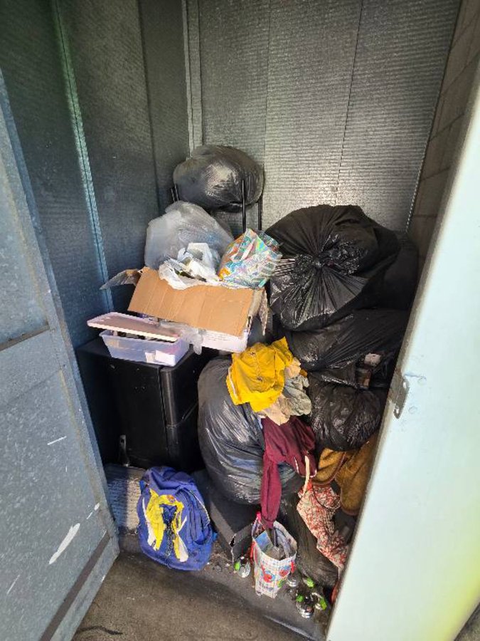 5 x 5 storage unit in La Puente, CA