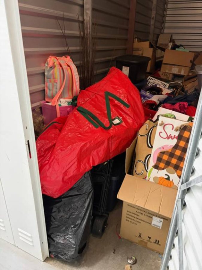 6 x 15 storage unit in Henrico, VA