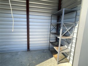 5 x 10 unit in Manassas