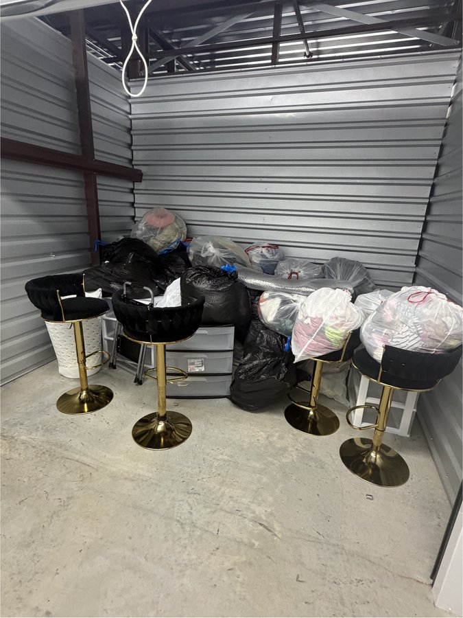 5 x 10 storage unit in Atlanta, GA