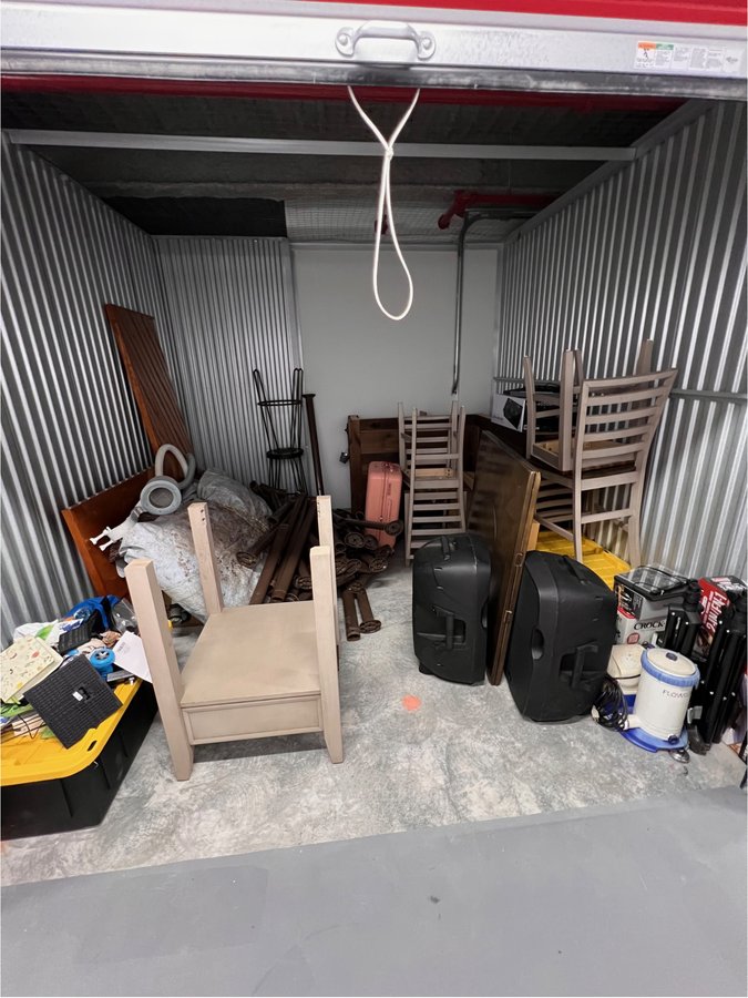 10 x 10 storage unit in Bound Brook, NJ