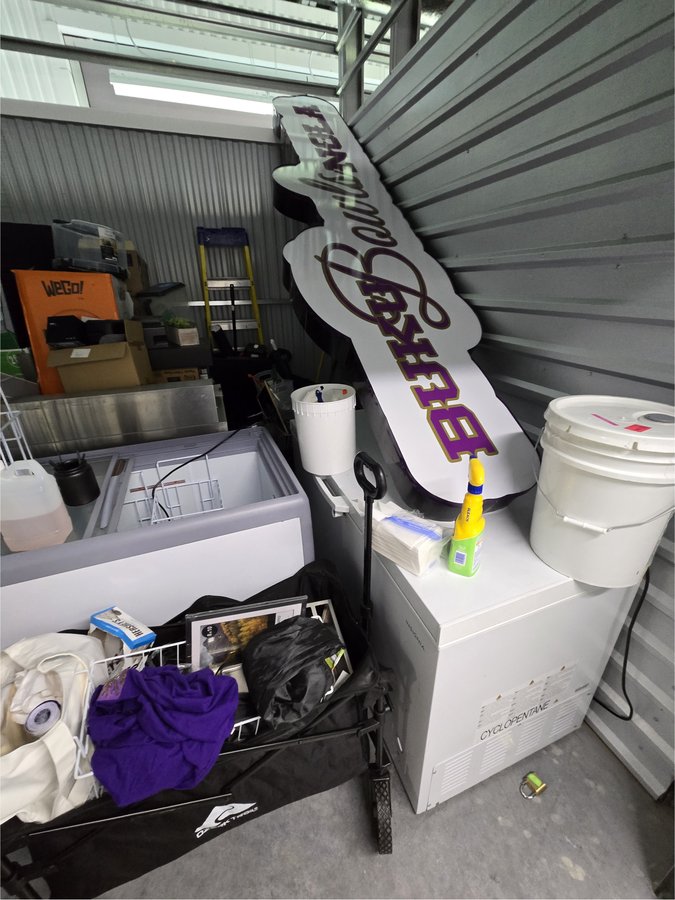 10 x 12 storage unit in New Orleans, LA