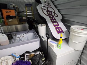 10 x 12 unit in New Orleans