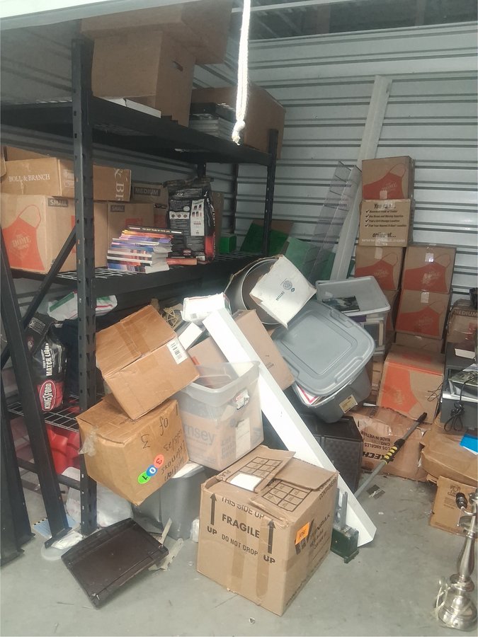 10 x 10 storage unit in Upper Marlboro, MD