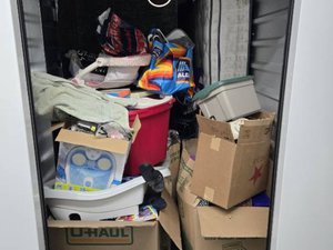 5 x 10 unit in St Charles