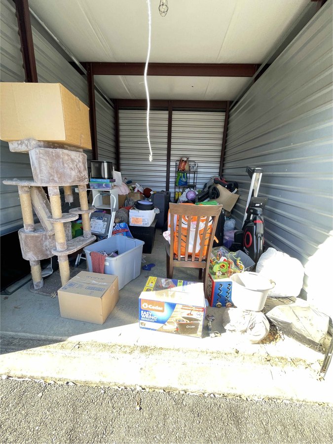 10 x 15 storage unit in Manassas, VA