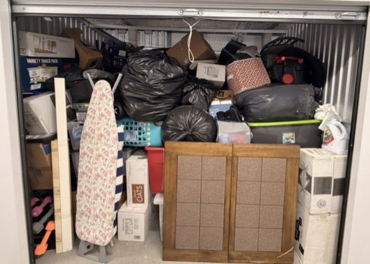 10 x 10 storage unit in Frederick, MD